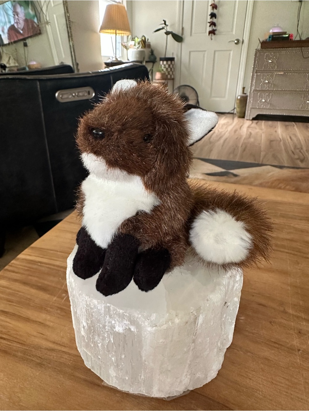 Folkmanis Brown and White Fox Stuffed Animal finger puppet like new